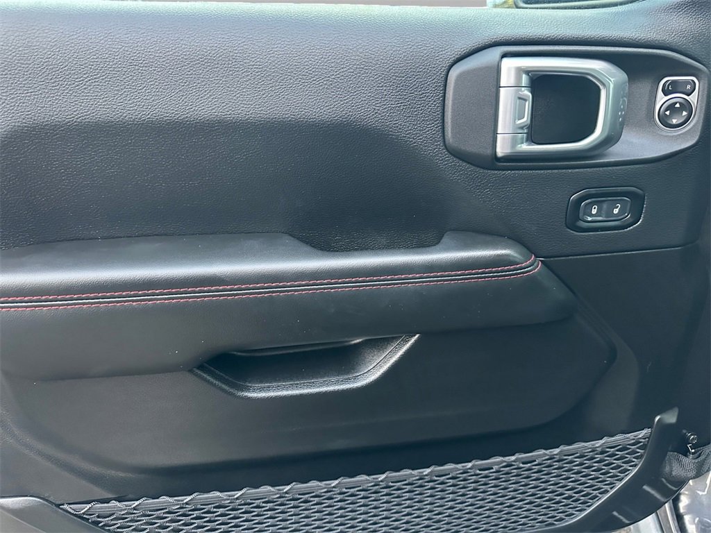 Certified 2024 Jeep Gladiator Rubicon w/ Convenience Group image 16