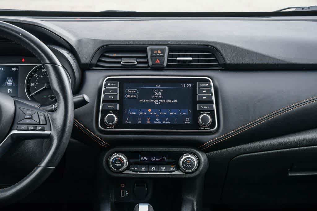 Used 2020 Nissan Versa SR FWD image 13