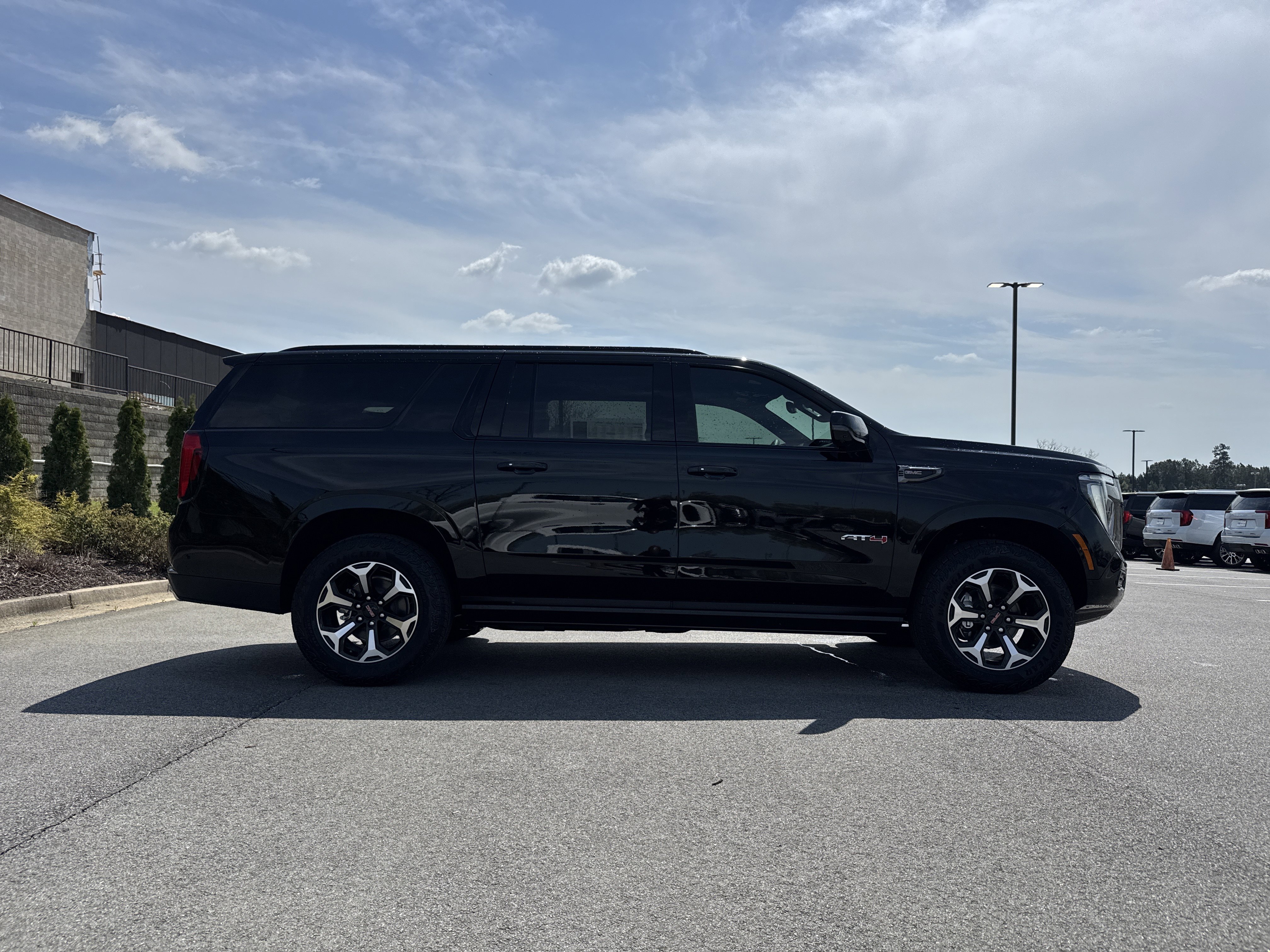 New 2026 GMC Yukon XL AT4 w/ AT4 Premium Plus Package image 11