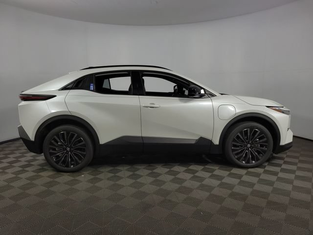 New 2026 Toyota C-HR AWD/4WD image 8