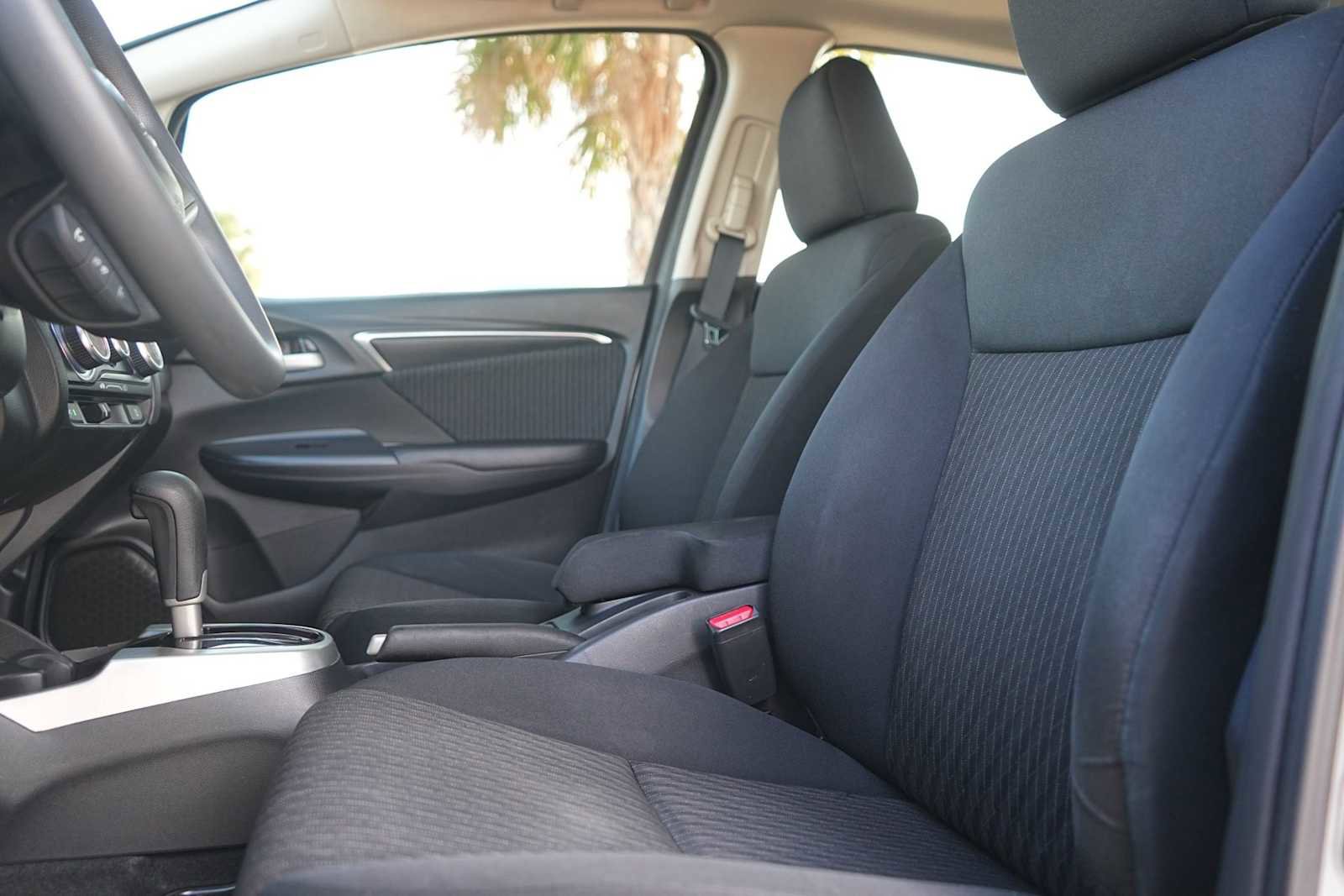 Used 2018 Honda Fit EX image 11