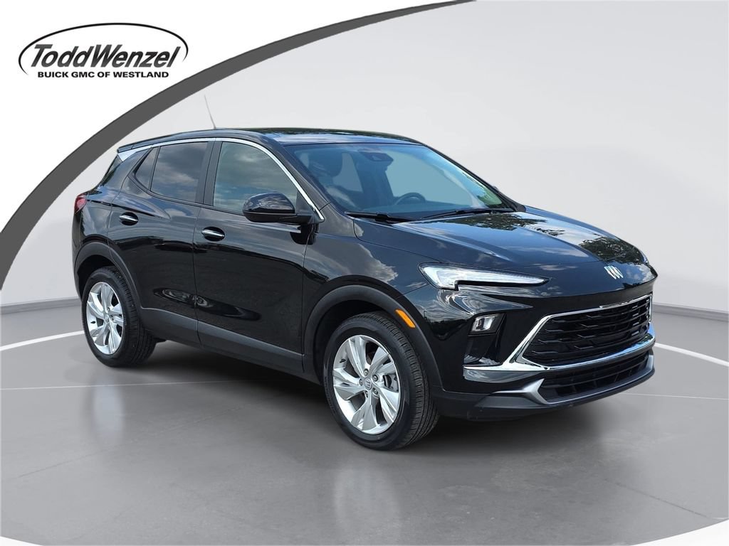 Used 2024 Buick Encore GX Preferred FWD image 1