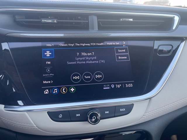 Used 2023 Buick Encore GX Preferred w/ Cold Weather Comfort Package FWD image 11