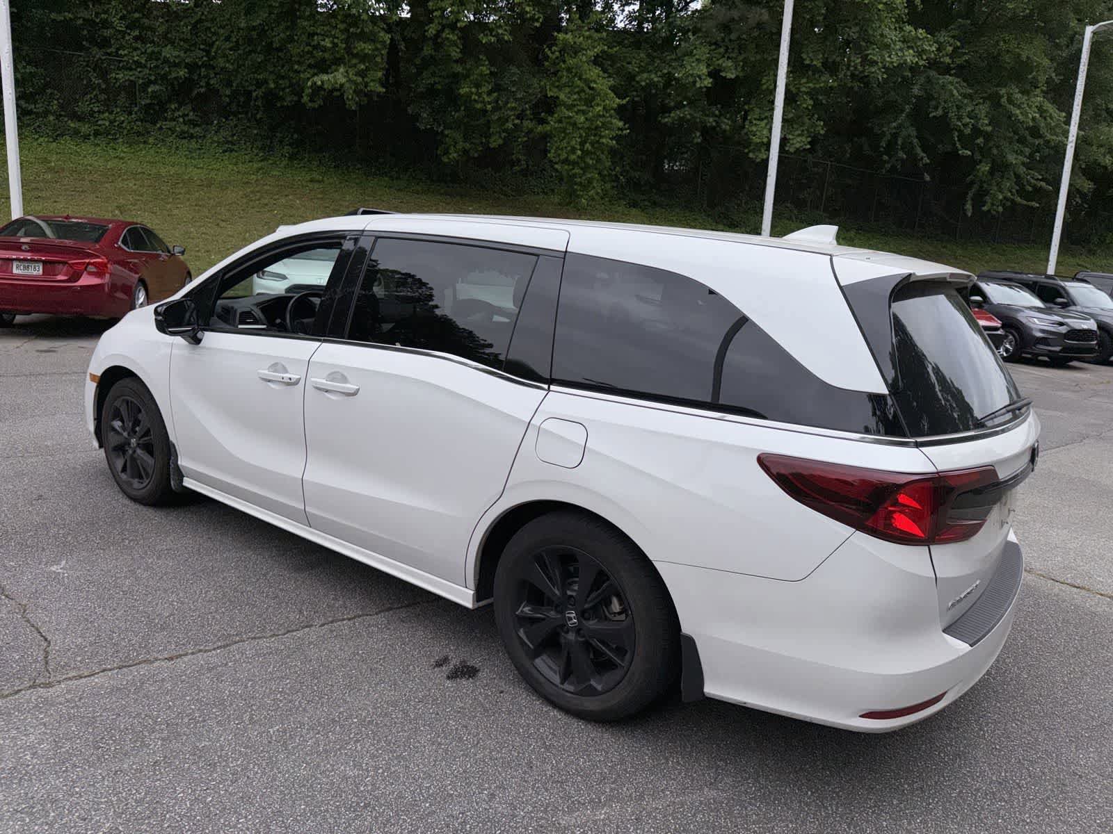 Used 2023 Honda Odyssey Sport image 7