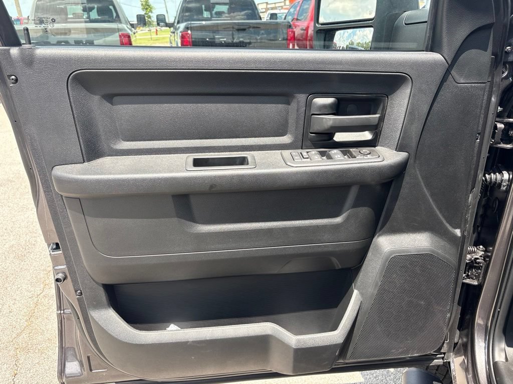 New 2026 RAM 3500 Tradesman AWD/4WD image 35