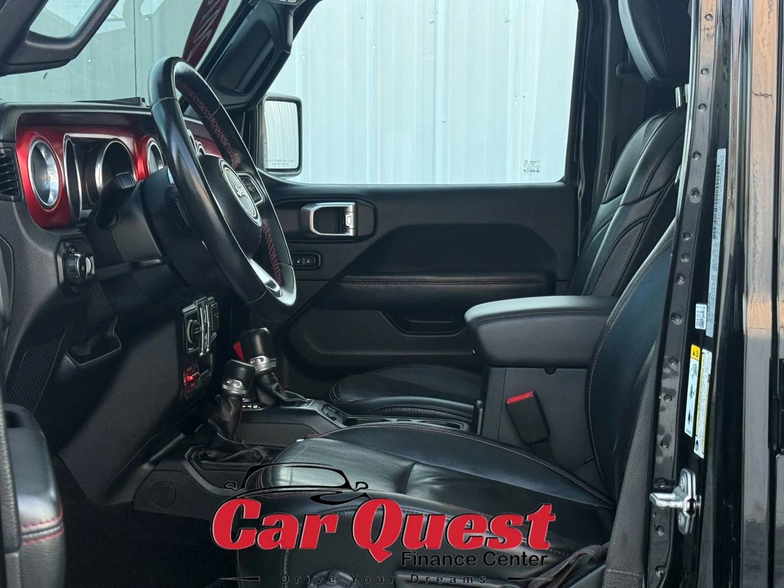 Used 2018 Jeep Wrangler Unlimited Rubicon w/ Steel Bumper Group image 9