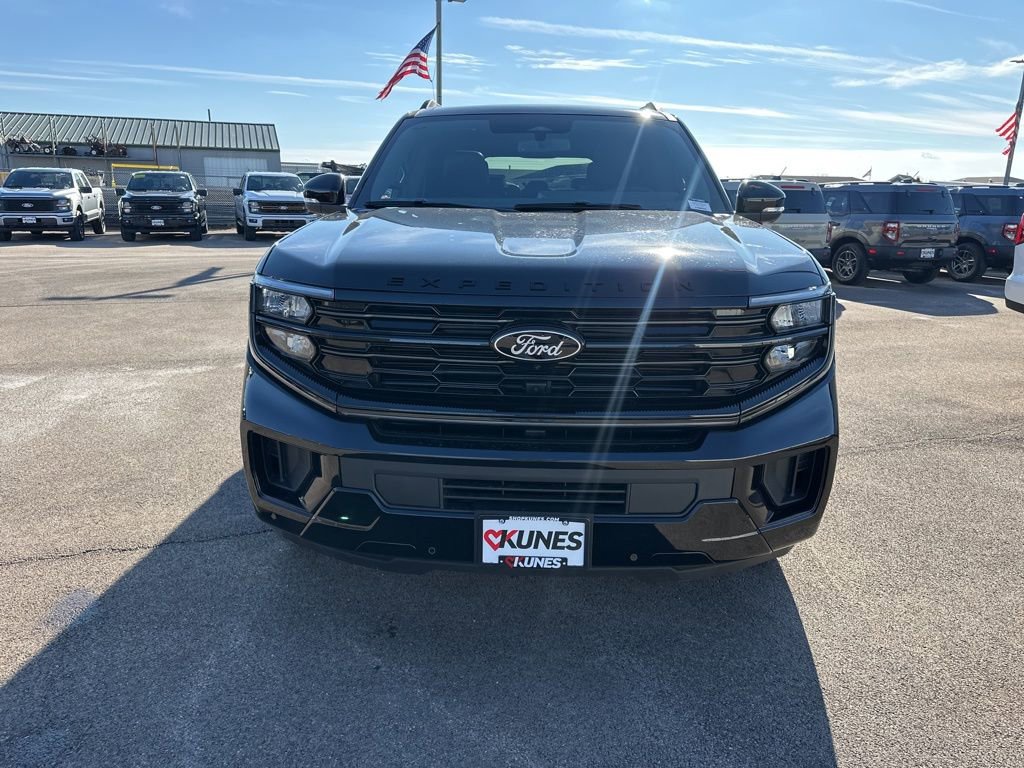 New 2026 Ford Expedition Max Platinum w/ Stealth Performance Package image 26