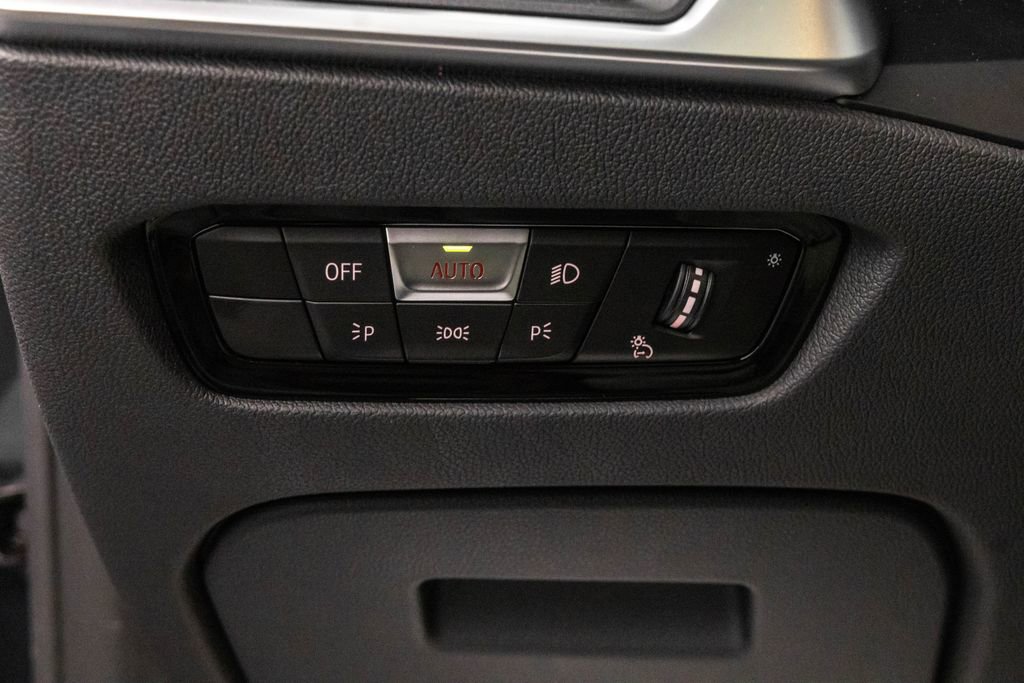 Used 2022 BMW 230i Coupe w/ Convenience Package image 14