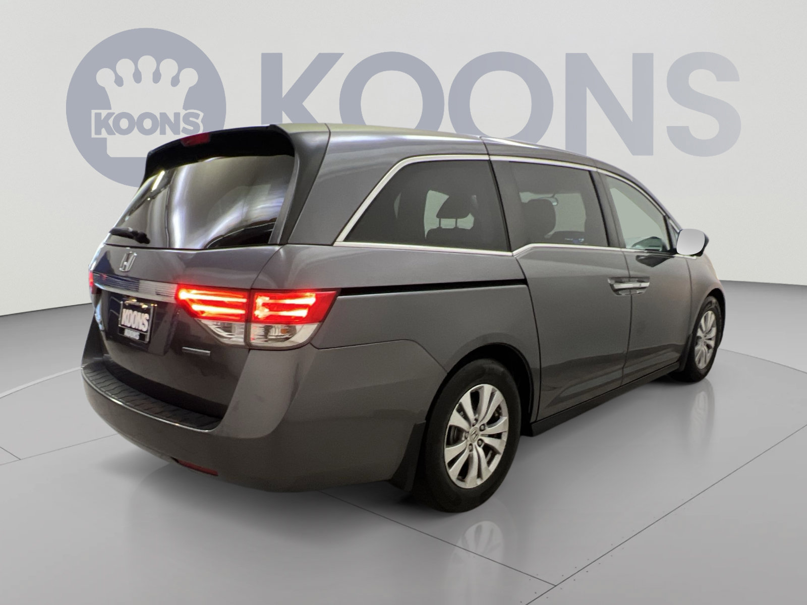 Used 2016 Honda Odyssey SE image 8