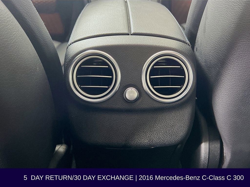 Used 2016 Mercedes-Benz C 300 4MATIC Sedan image 29