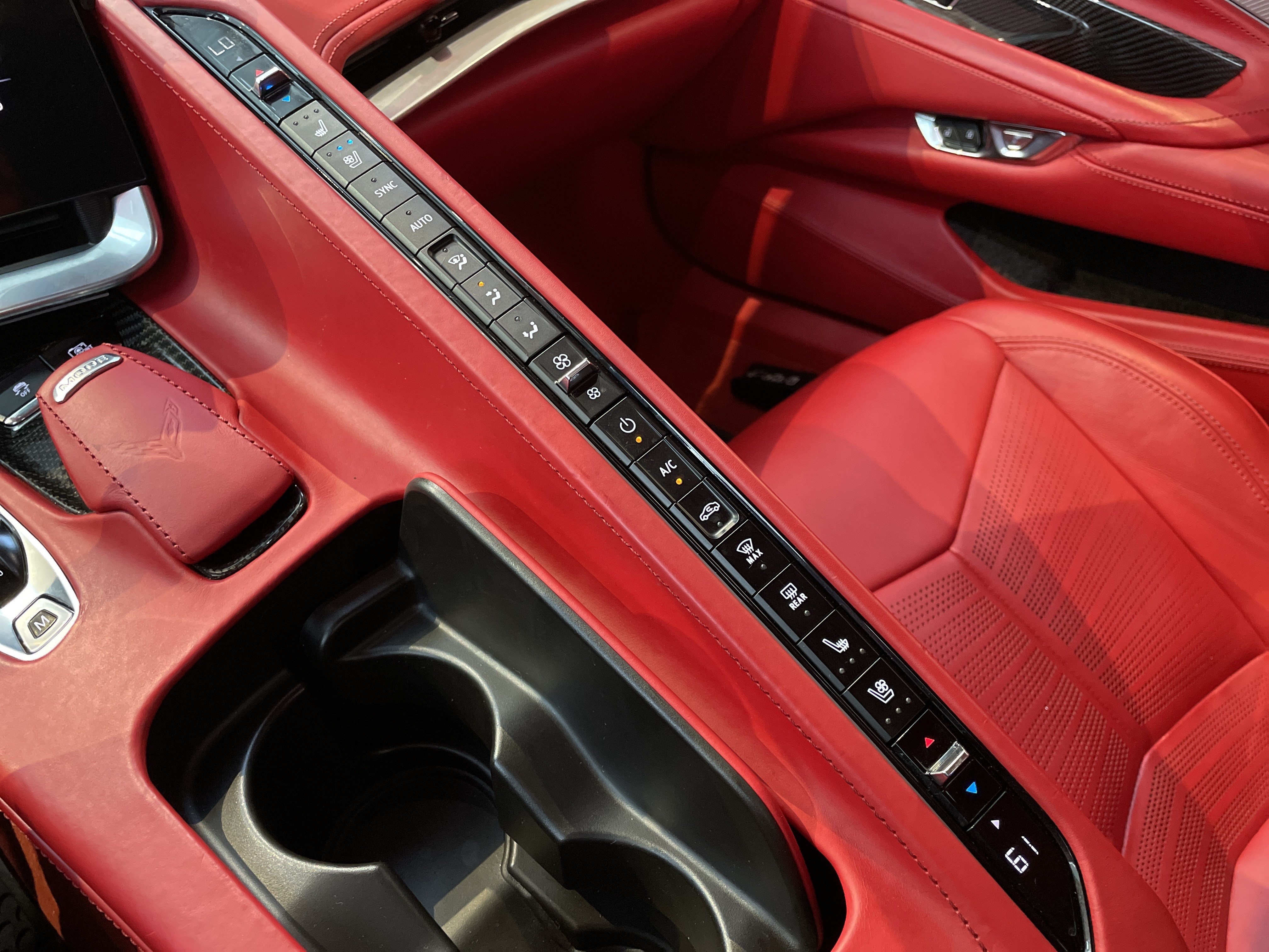 Used 2023 Chevrolet Corvette Stingray Premium Conv w/ Z51 Performance Package RWD image 33