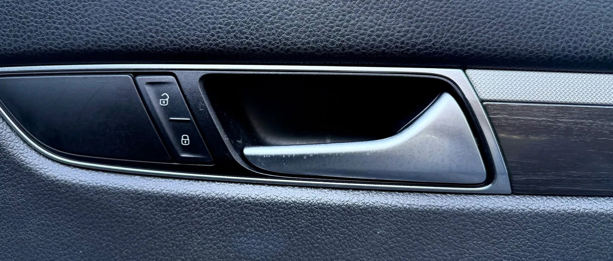 Used 2016 Volkswagen Passat 1.8T SE image 37