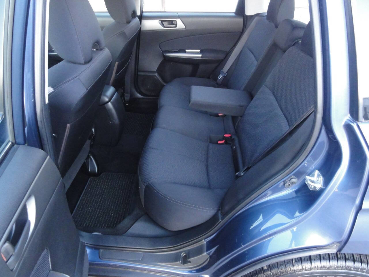 Used 2012 Subaru Forester 2.5X w/ Alloy Wheel Pkg AWD/4WD image 15