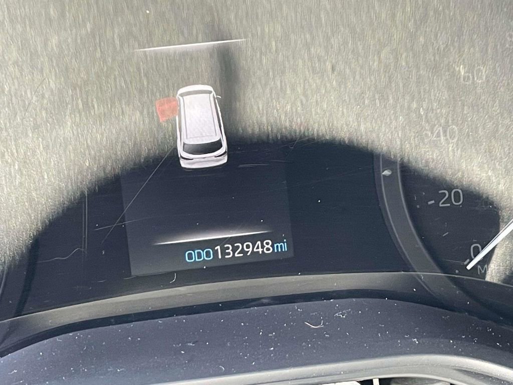 Used 2021 Toyota Sienna LE FWD image 31