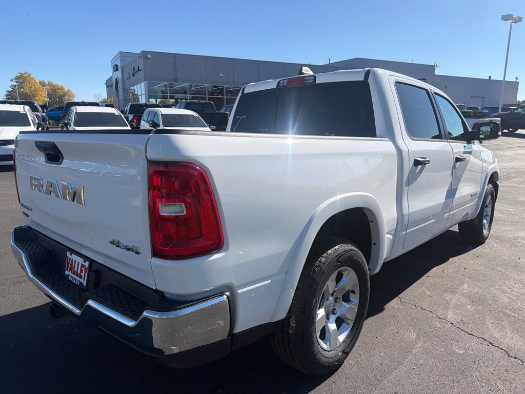 New 2027 RAM 1500 4x4 Crew Cab image 6