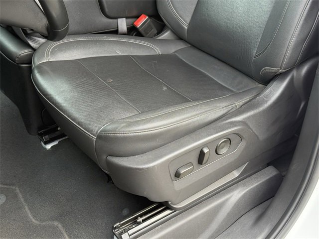 Used 2024 GMC Sierra 1500 SLT image 16