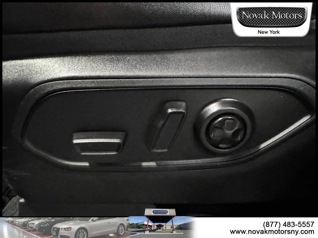 Used 2023 Jeep Grand Cherokee L Limited w/ Luxury Tech Group II AWD/4WD image 22