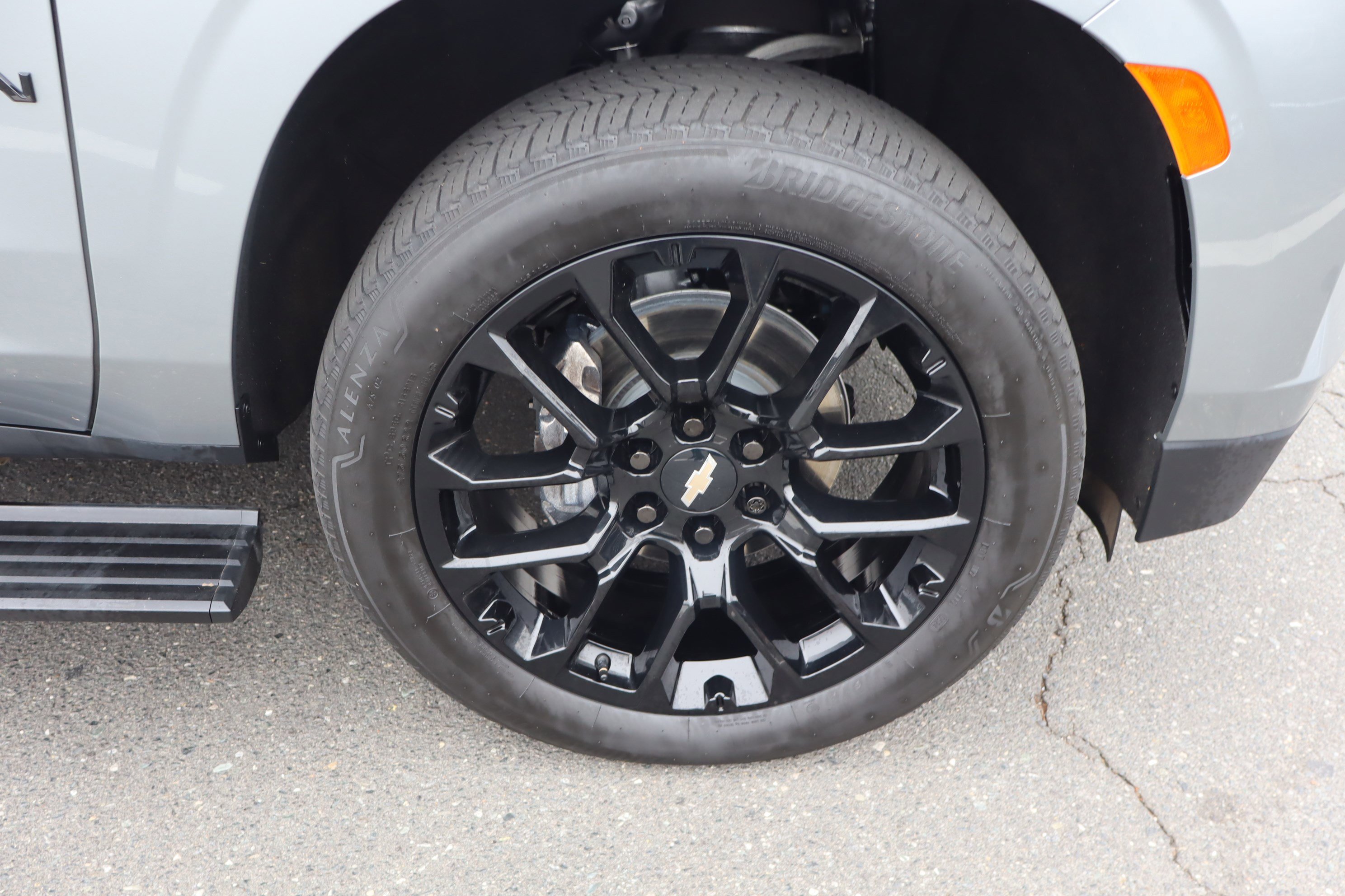 Certified 2024 Chevrolet Suburban High Country image 42