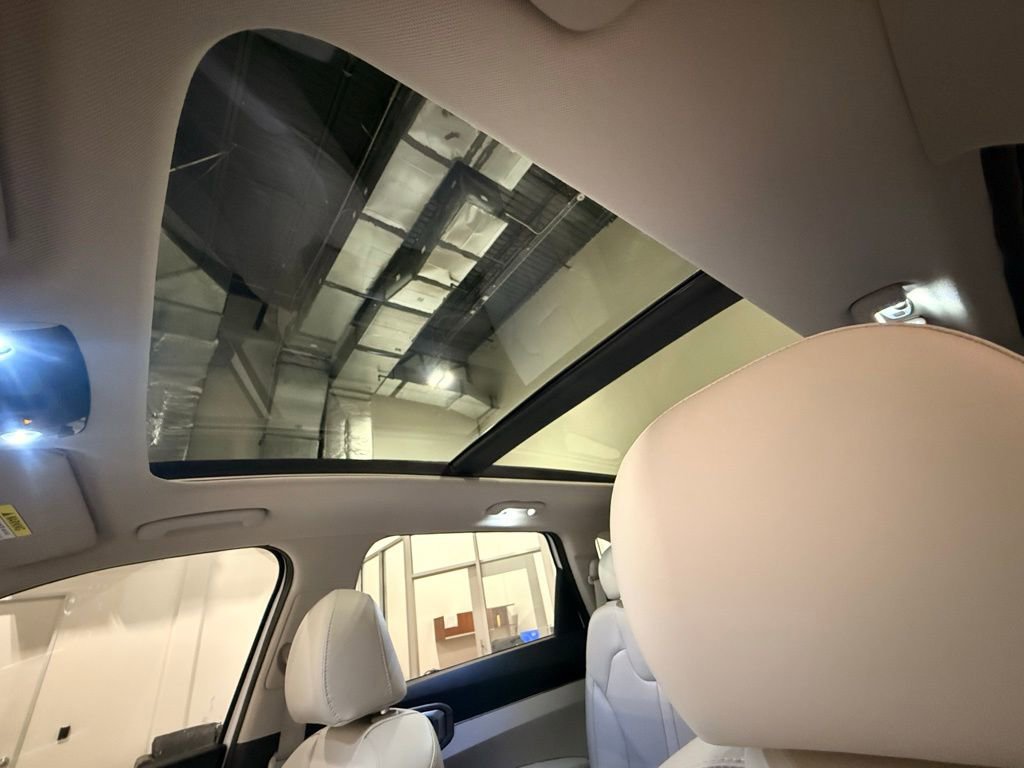Used 2023 Kia Sorento X-Line EX image 17
