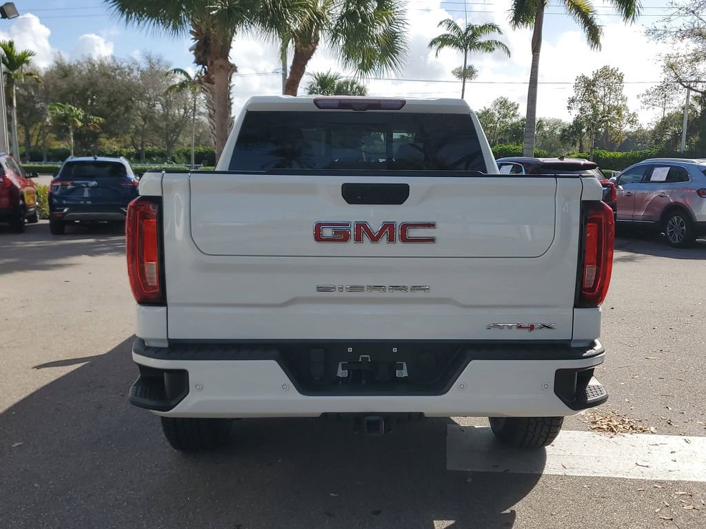 Certified 2022 GMC Sierra 1500 AT4X image 4