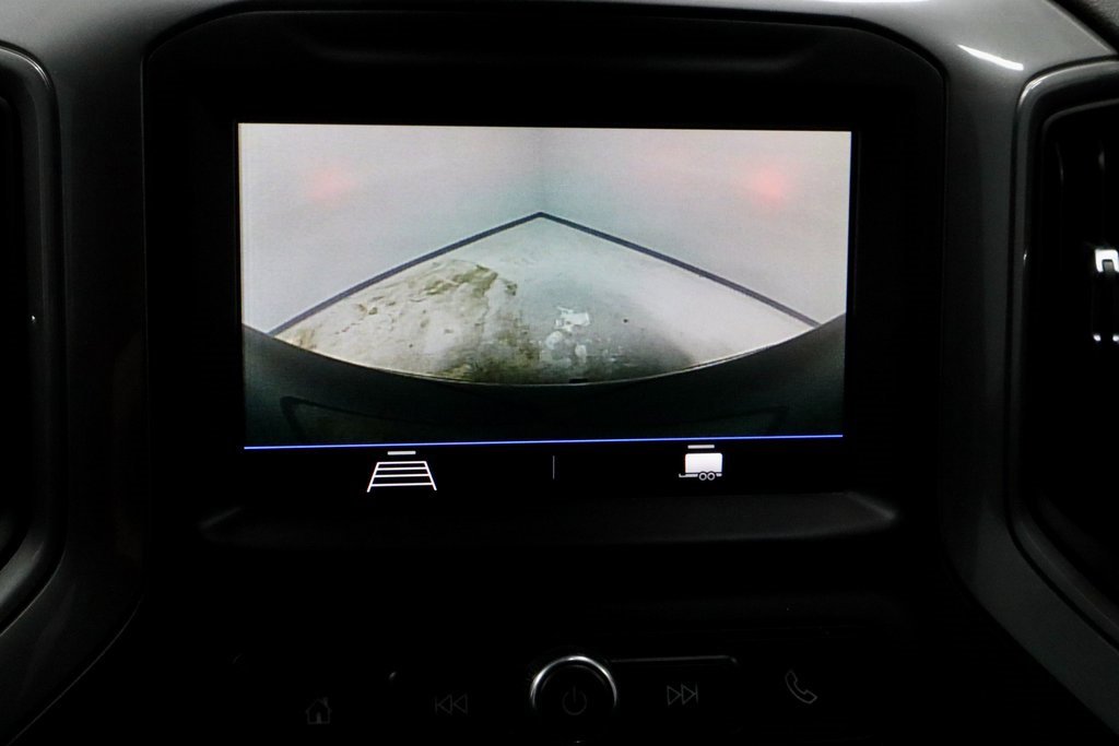 Used 2020 Chevrolet Silverado 1500 Custom Trail Boss w/ Custom Convenience Package image 2