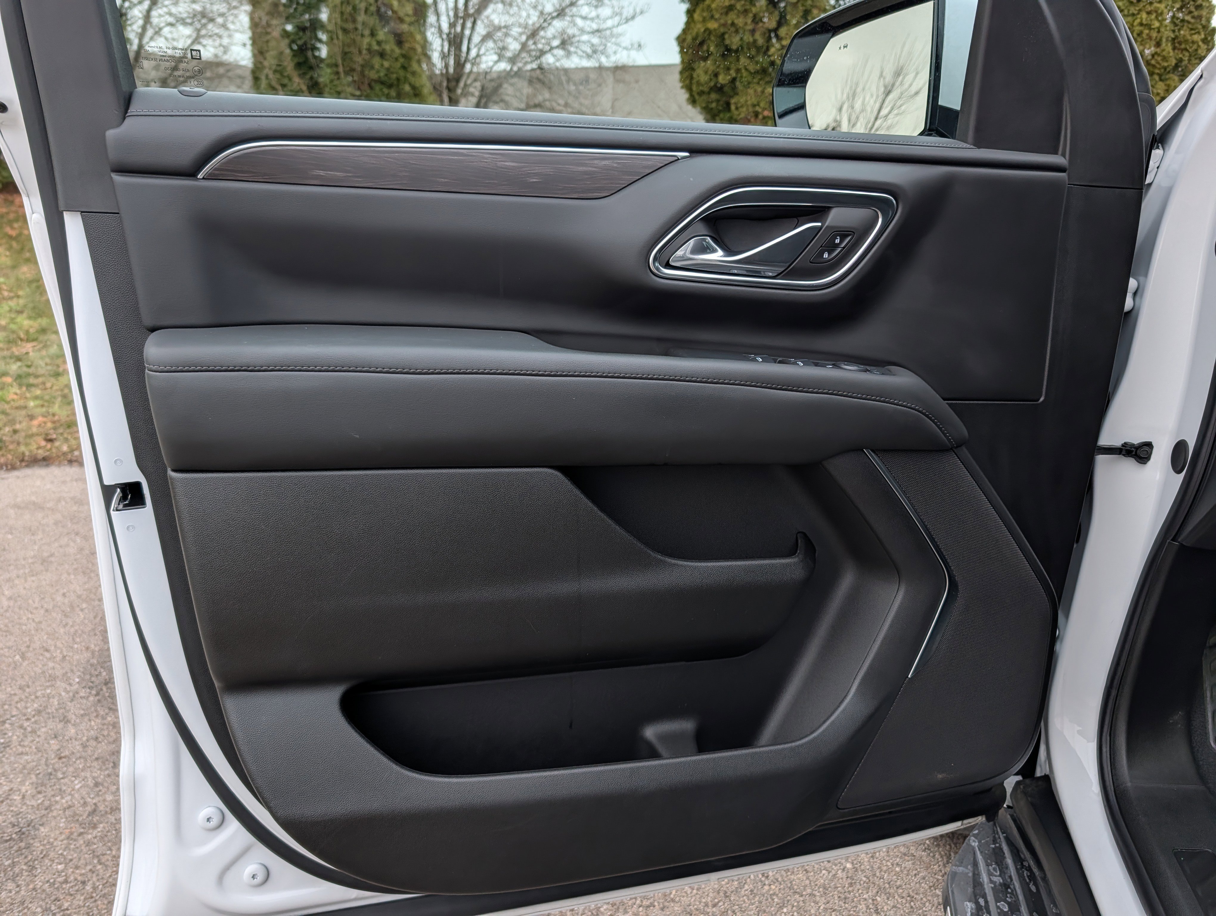 Used 2024 Chevrolet Tahoe LS w/ Driver Alert Package image 32