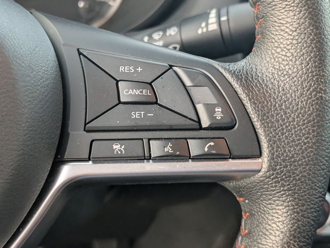 Certified 2025 Nissan Versa SR w/ Trunk Package FWD image 21