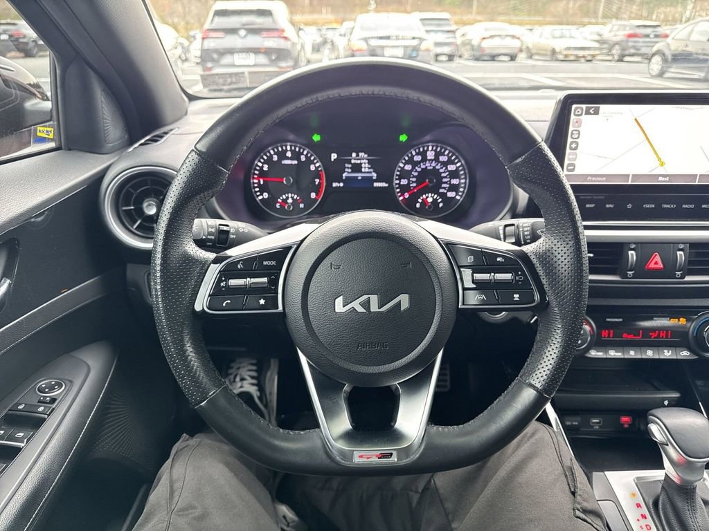 Used 2023 Kia Forte GT-Line w/ GT-Line Premium Package image 21