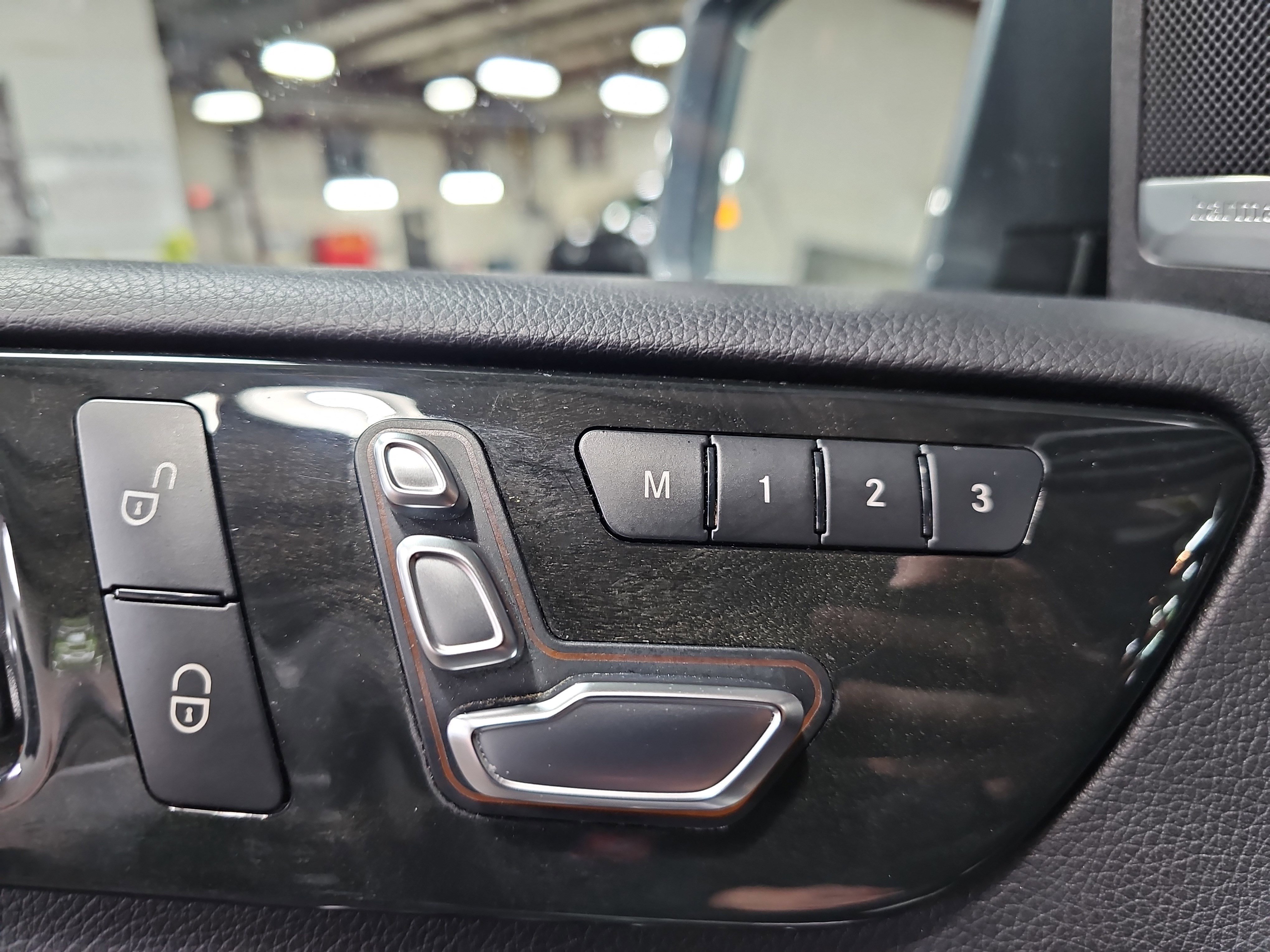 Used 2017 Mercedes-Benz GLE 350 4MATIC image 30