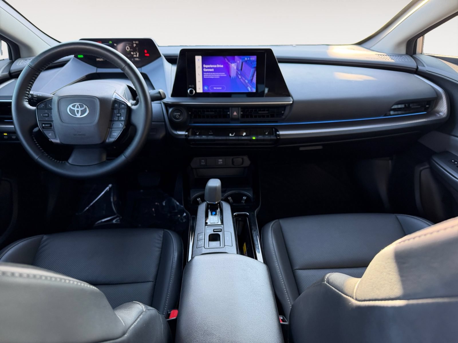 Used 2023 Toyota Prius XLE FWD image 10
