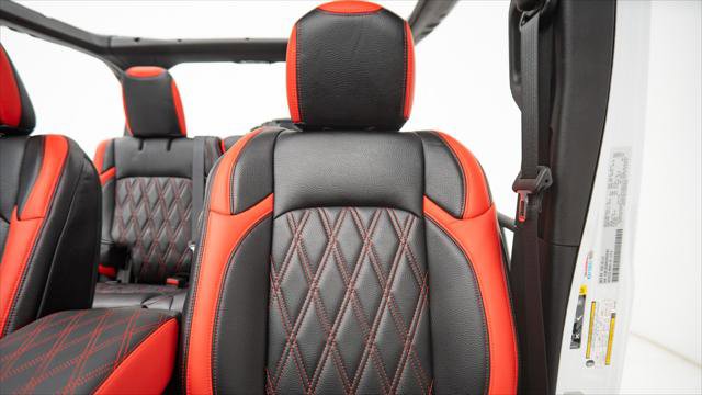 Used 2025 Jeep Wrangler Unlimited Sport image 43