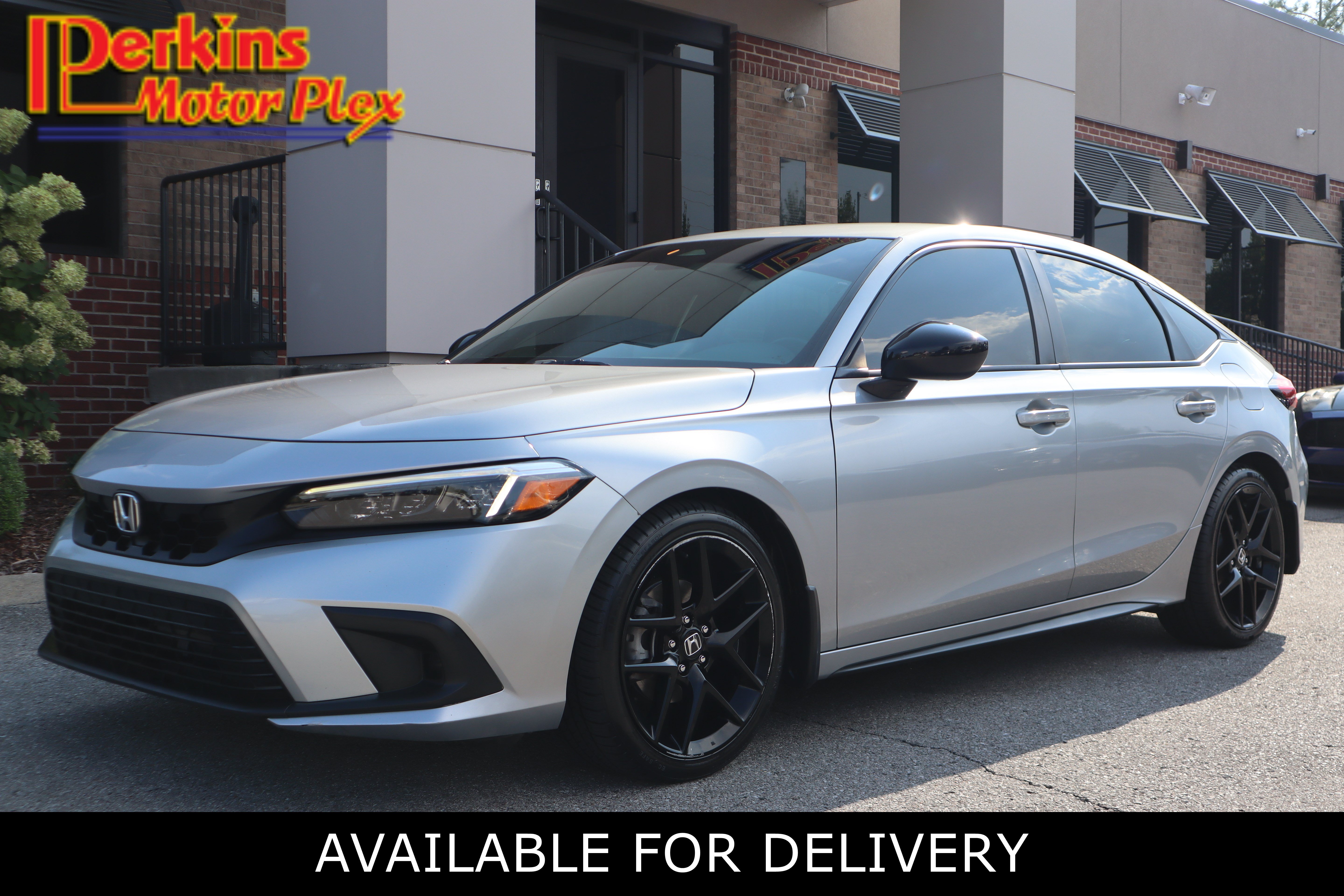 Used 2022 Honda Civic Sport image 1