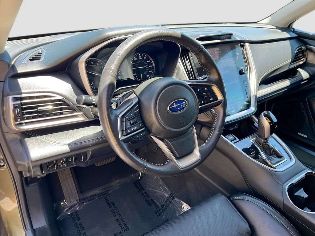 Used 2025 Subaru Outback Limited AWD/4WD image 9