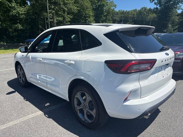 Certified 2023 Ford Escape ST-Line Select w/ Tech Pack #1 AWD/4WD image 7