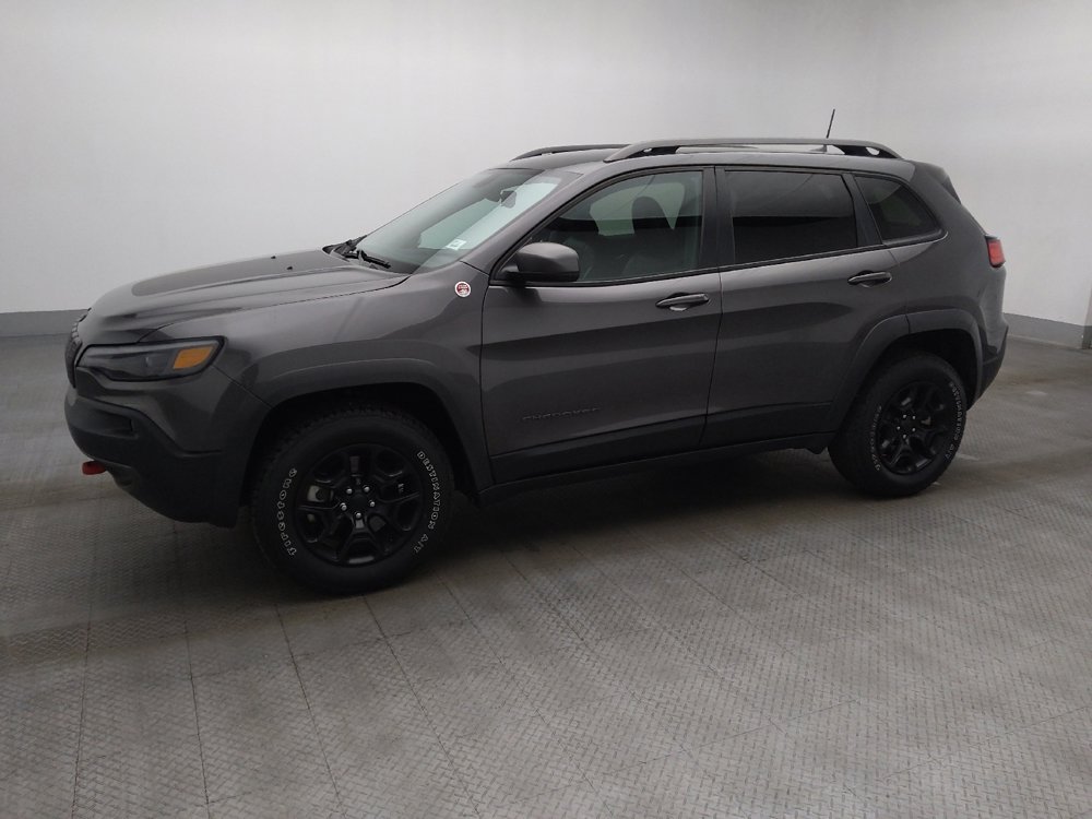 Used 2019 Jeep Cherokee Trailhawk w/ Trailer Tow Group AWD/4WD image 2