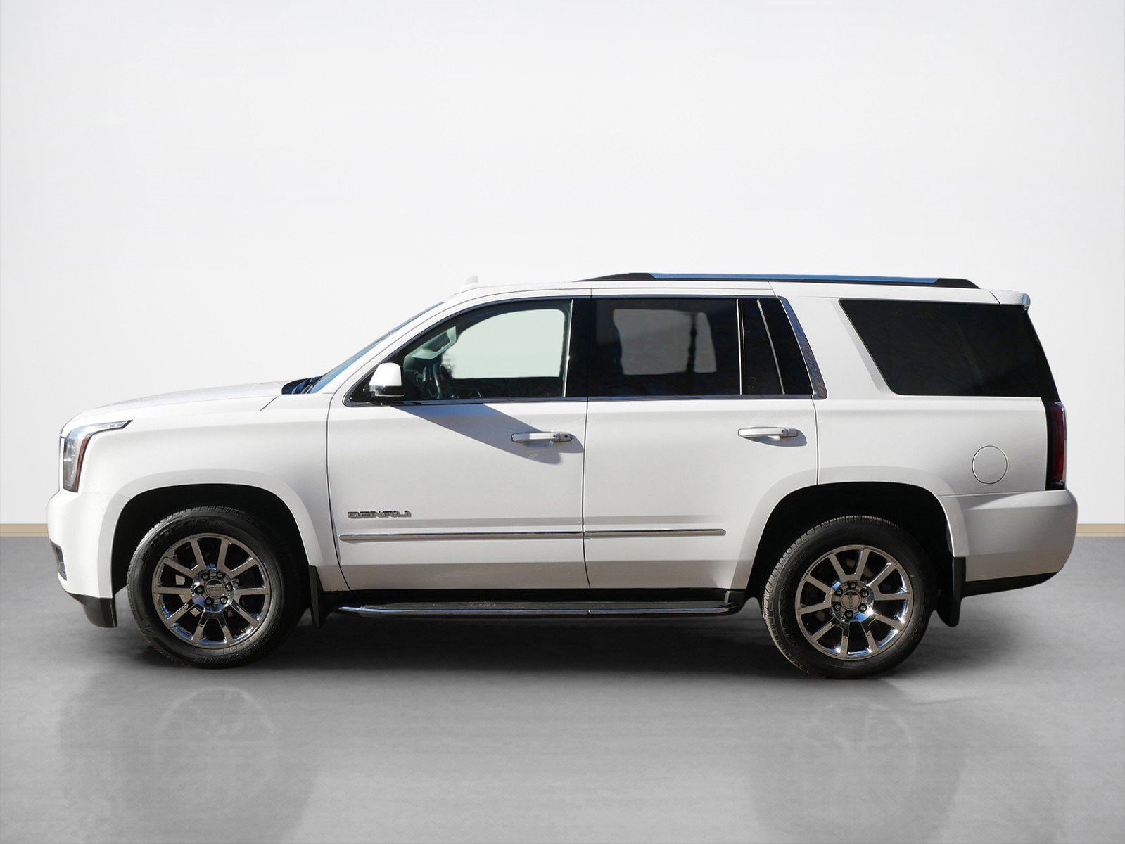 Used 2015 GMC Yukon Denali w/ Open Road Package image 6