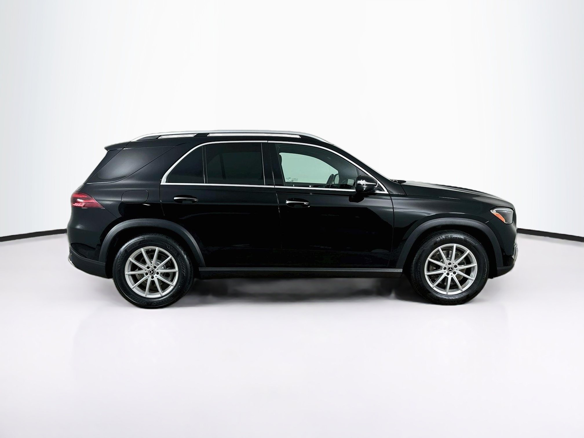 Used 2025 Mercedes-Benz GLE 350 4MATIC image 10