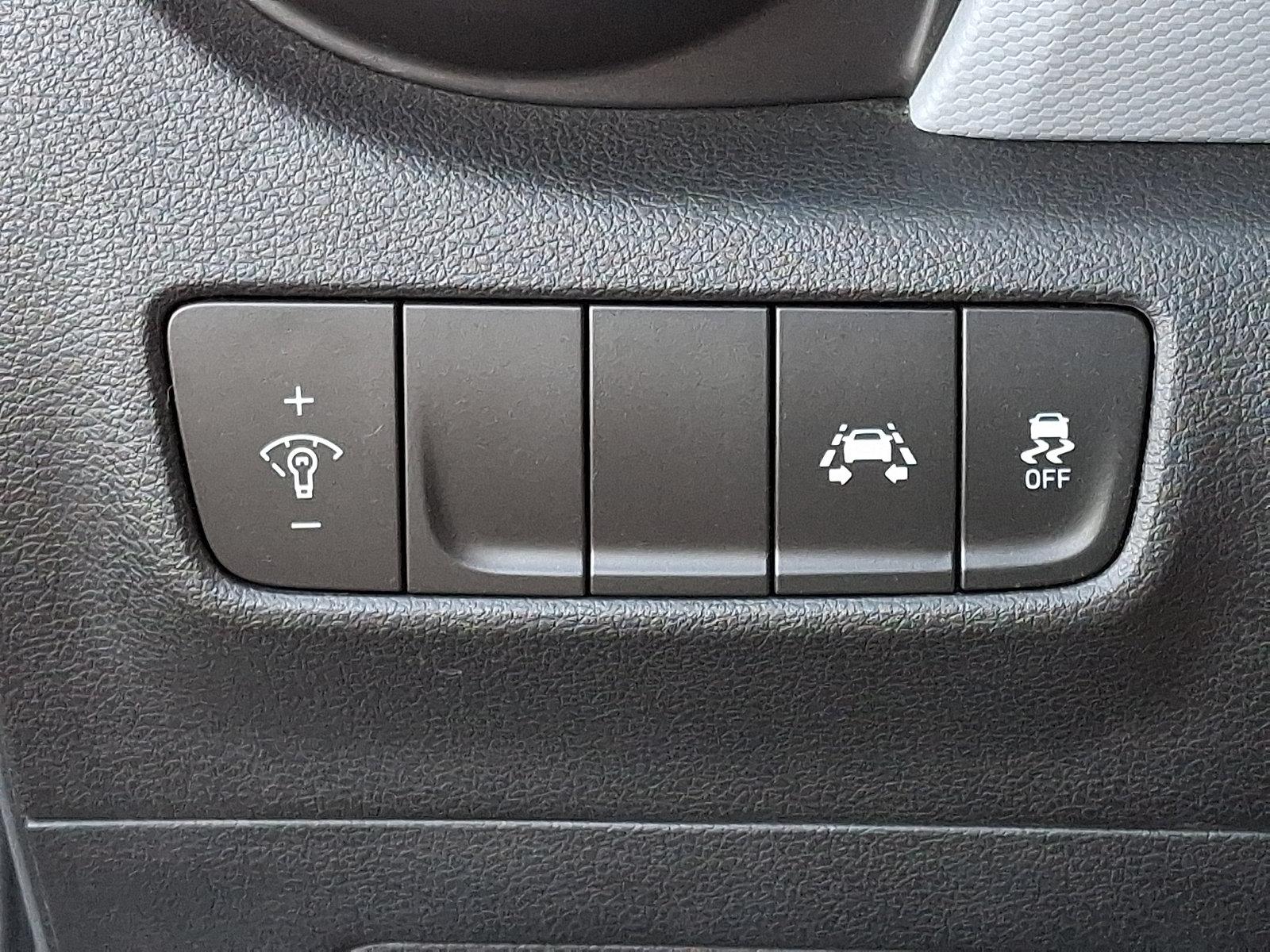 Used 2019 Hyundai Kona SE FWD image 27