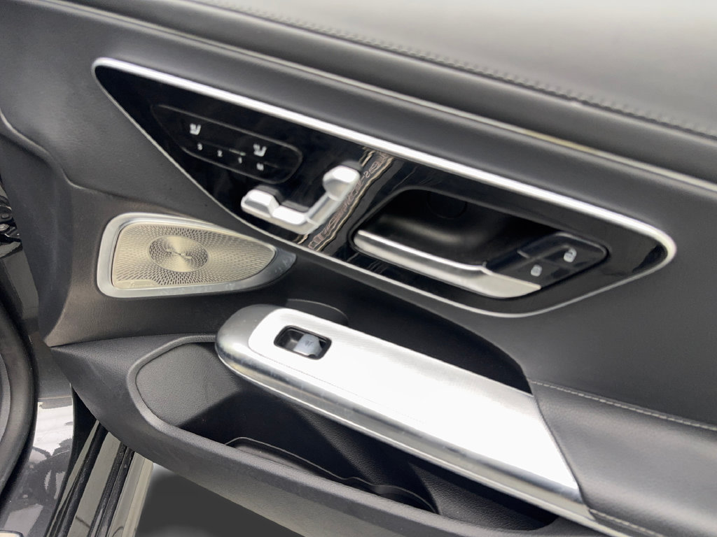 Used 2024 Mercedes-Benz CLE 450 4MATIC Coupe image 42