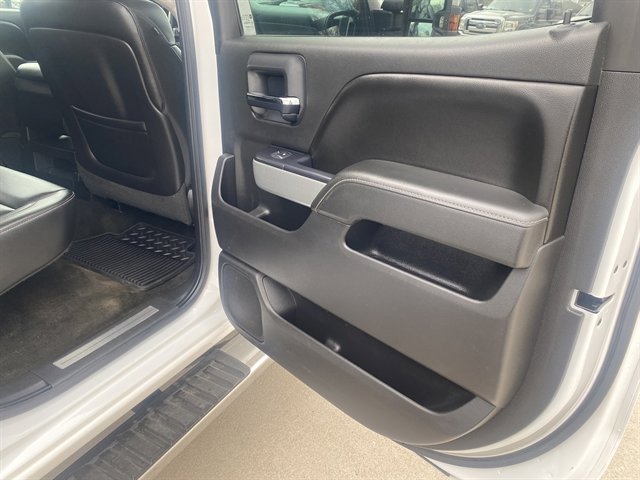 Used 2015 Chevrolet Silverado 2500 LTZ w/ Duramax Plus Package AWD/4WD image 10