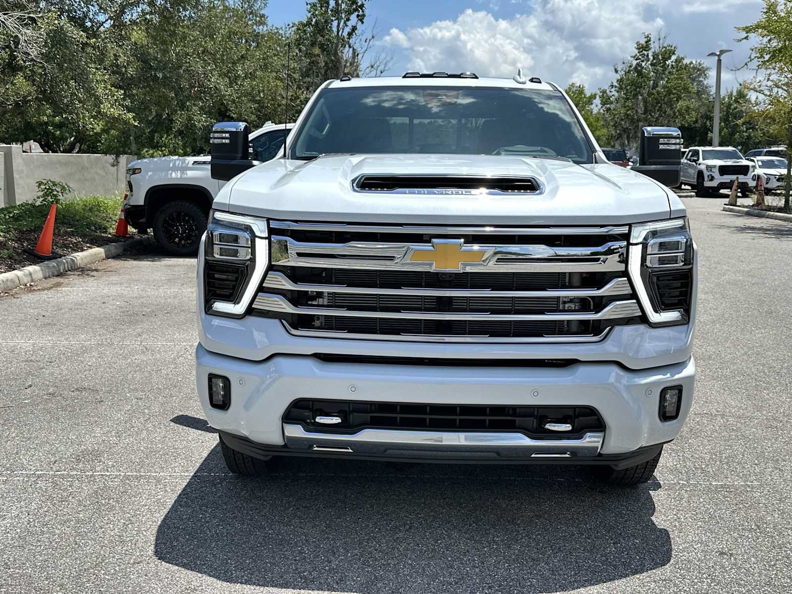 New 2026 Chevrolet Silverado 3500 High Country w/ High Country Premium Package AWD/4WD image 9