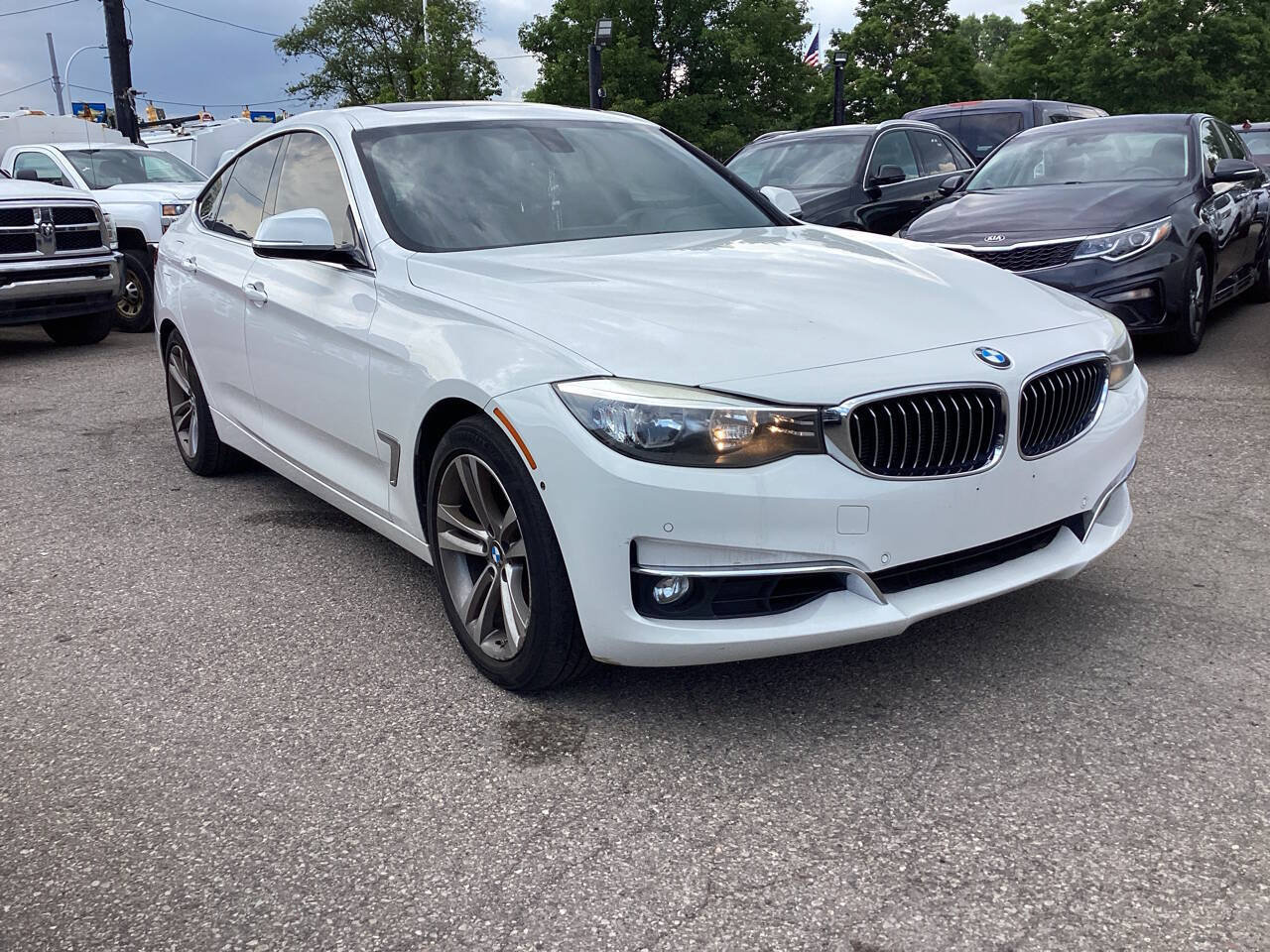 Used 2016 BMW 328i Gran Turismo xDrive AWD/4WD image 29