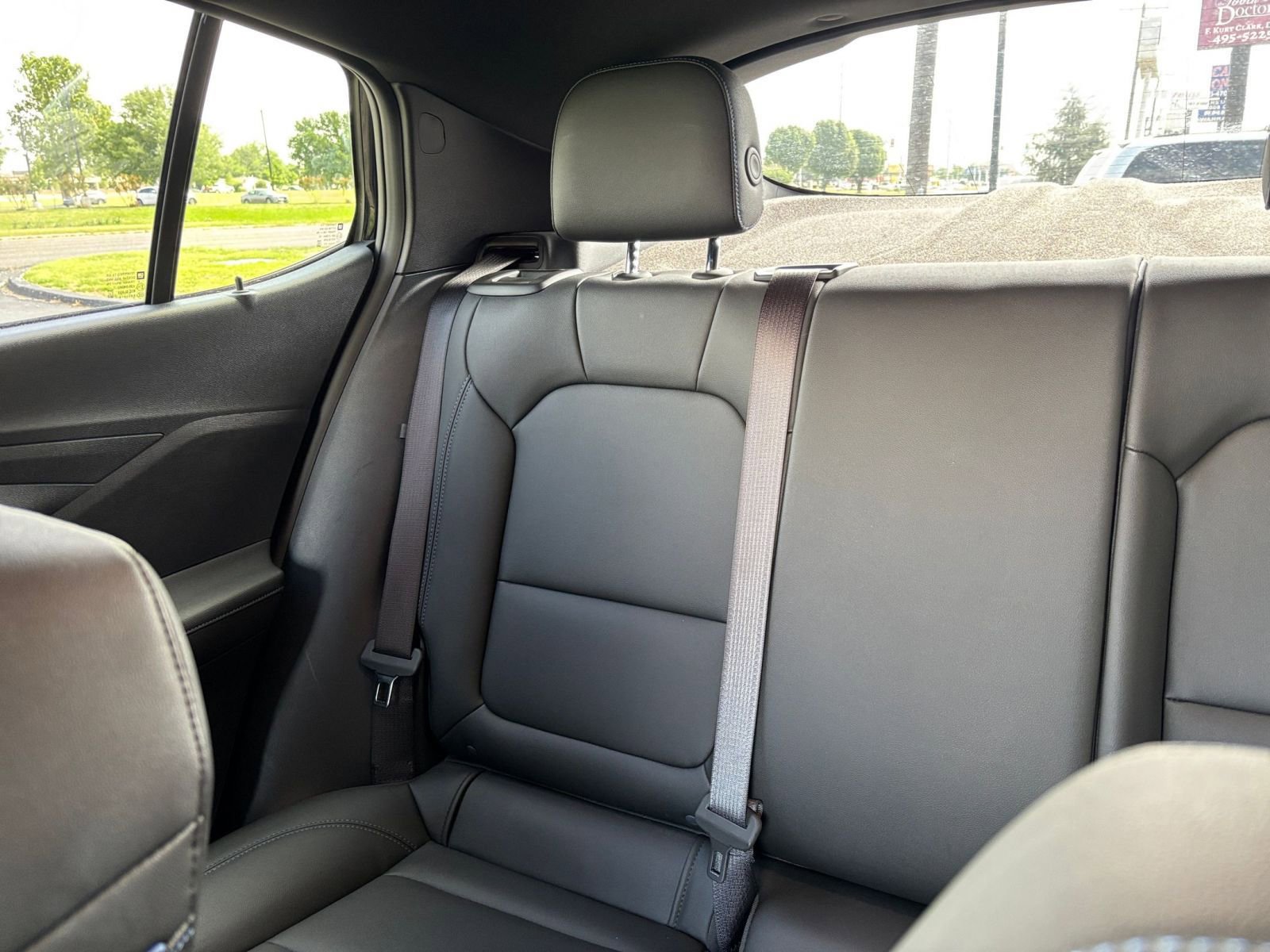 Used 2025 Buick Envista Sport Touring FWD image 38