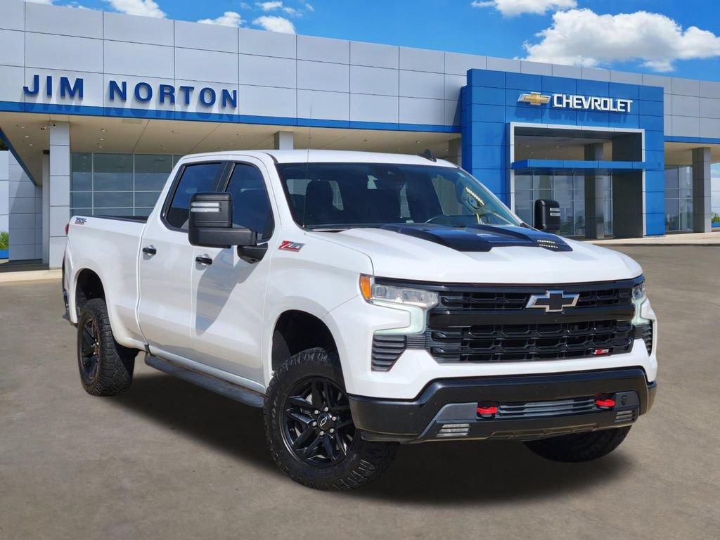 Used 2022 Chevrolet Silverado 1500 LT Trail Boss w/ Convenience Package II AWD/4WD image 1