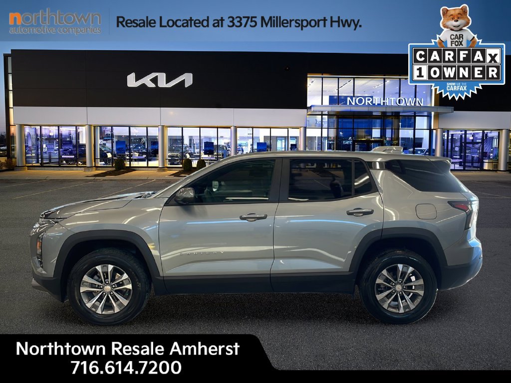 Used 2026 Chevrolet Equinox LT w/ Convenience Package II FWD image 2