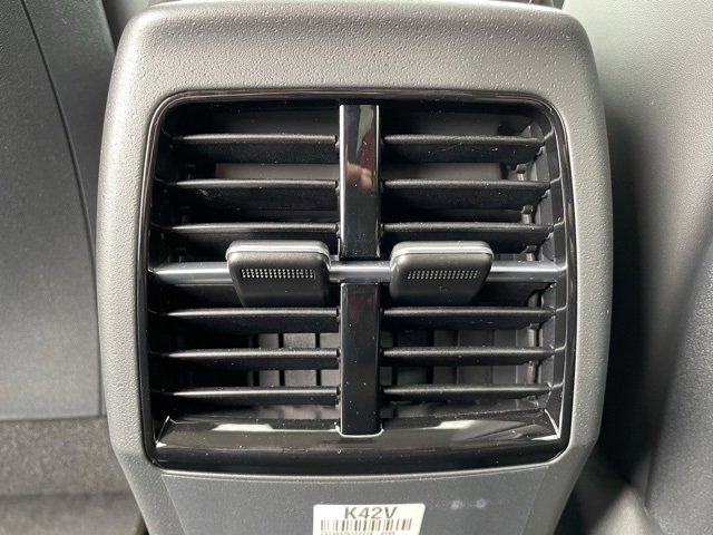 New 2025 Kia Niro EX Touring image 28