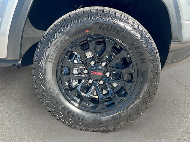 New 2026 GMC Canyon Elevation w/ Convenience Package RWD image 19