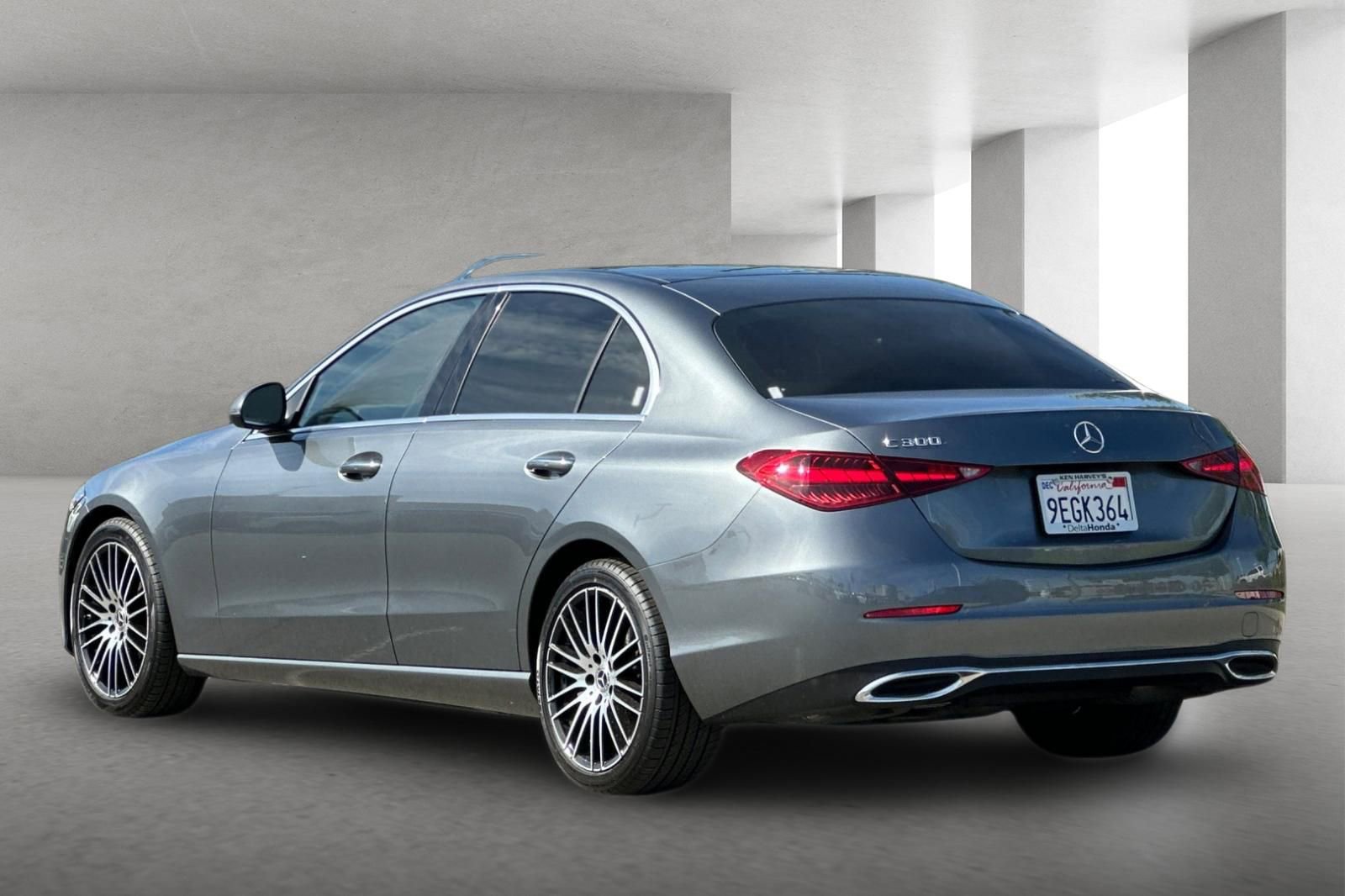 Used 2023 Mercedes-Benz C 300 Sedan image 6