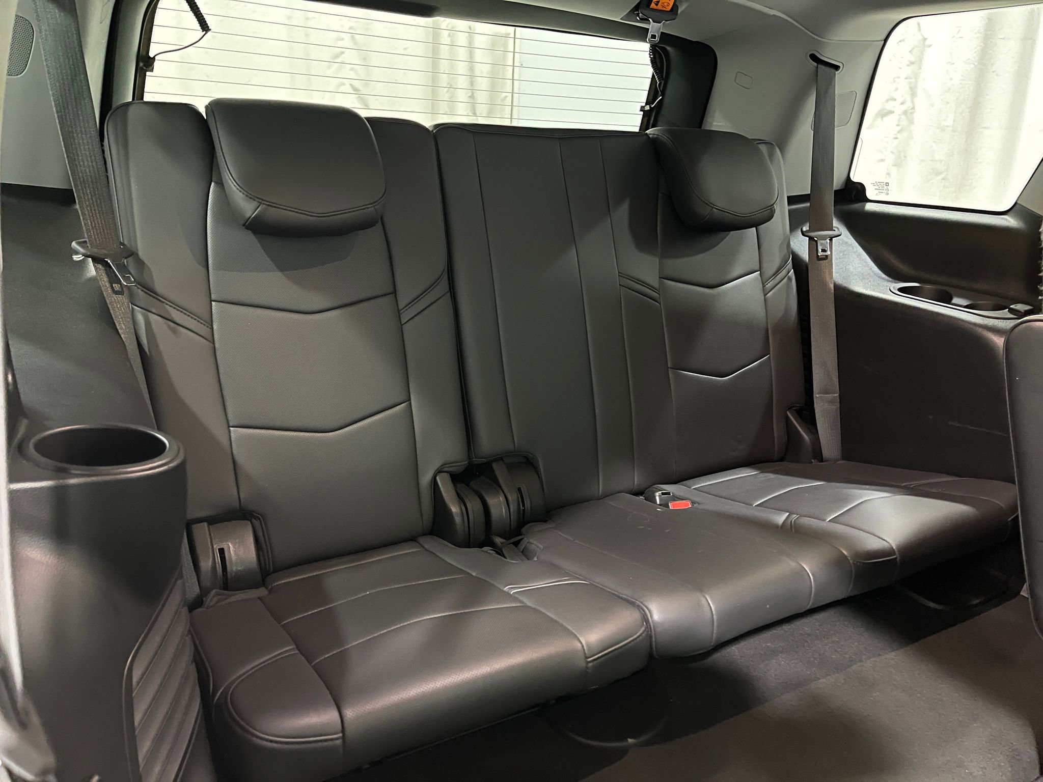 Used 2019 Cadillac Escalade Luxury image 31