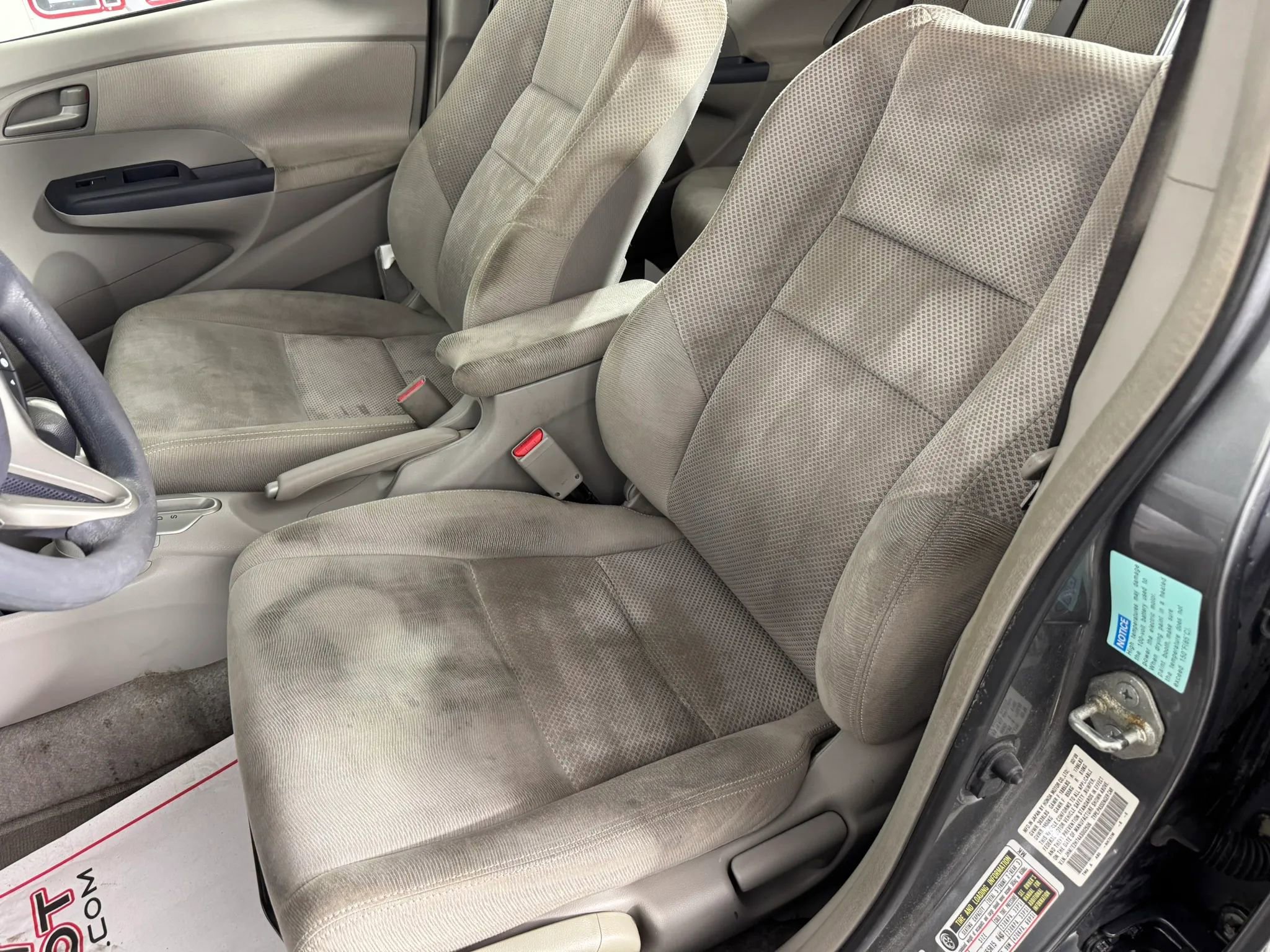 Used 2010 Honda Insight EX image 28